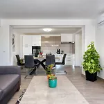 Villa Martina With Free & Jacuzzi