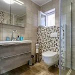 Martina With Free & Jacuzzi Villa *