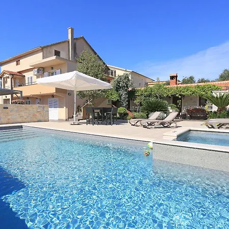 Martina With Free & Jacuzzi Villa
